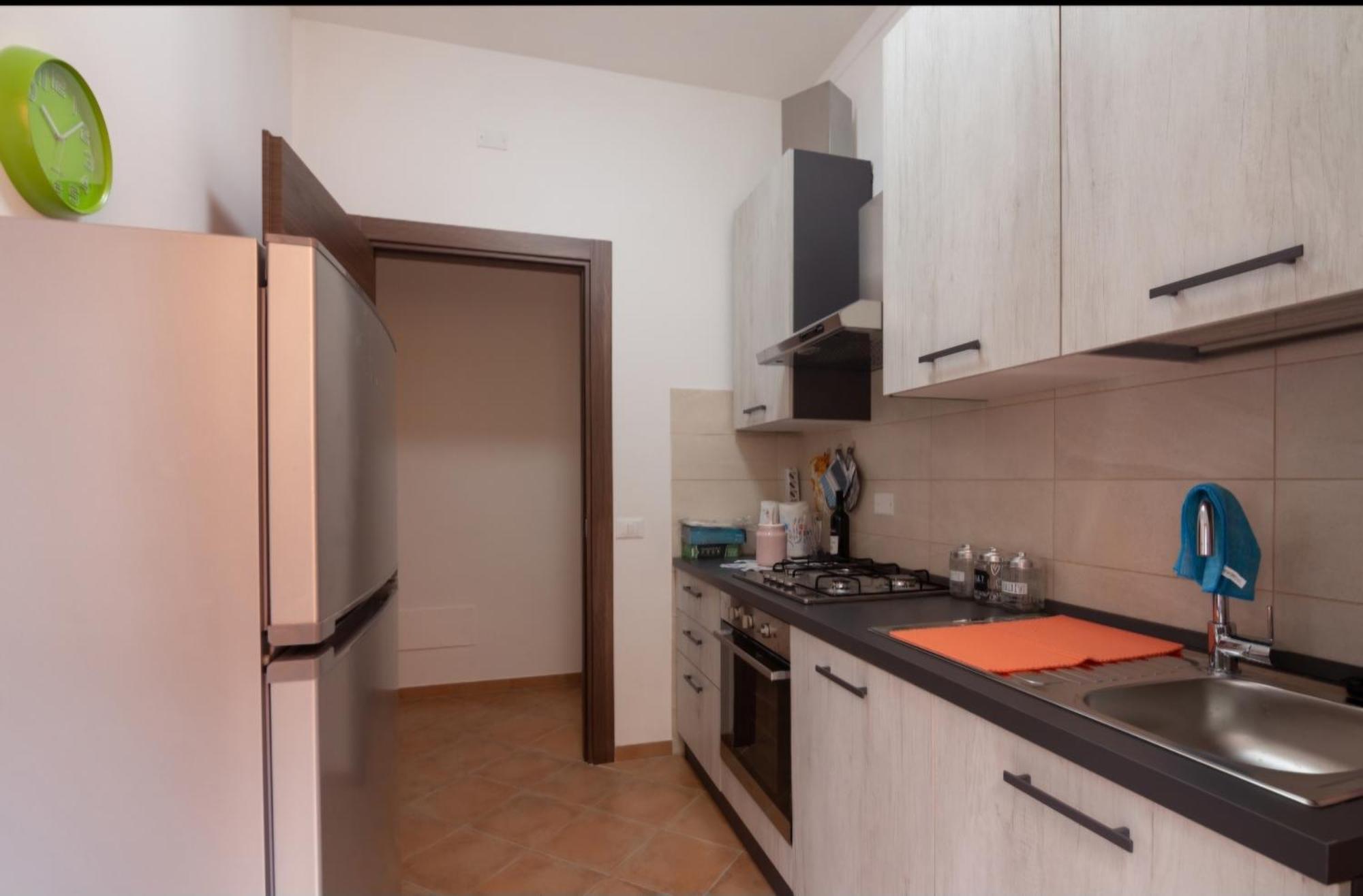 Sotto La Torre Apartamento LʼAquila Exterior foto