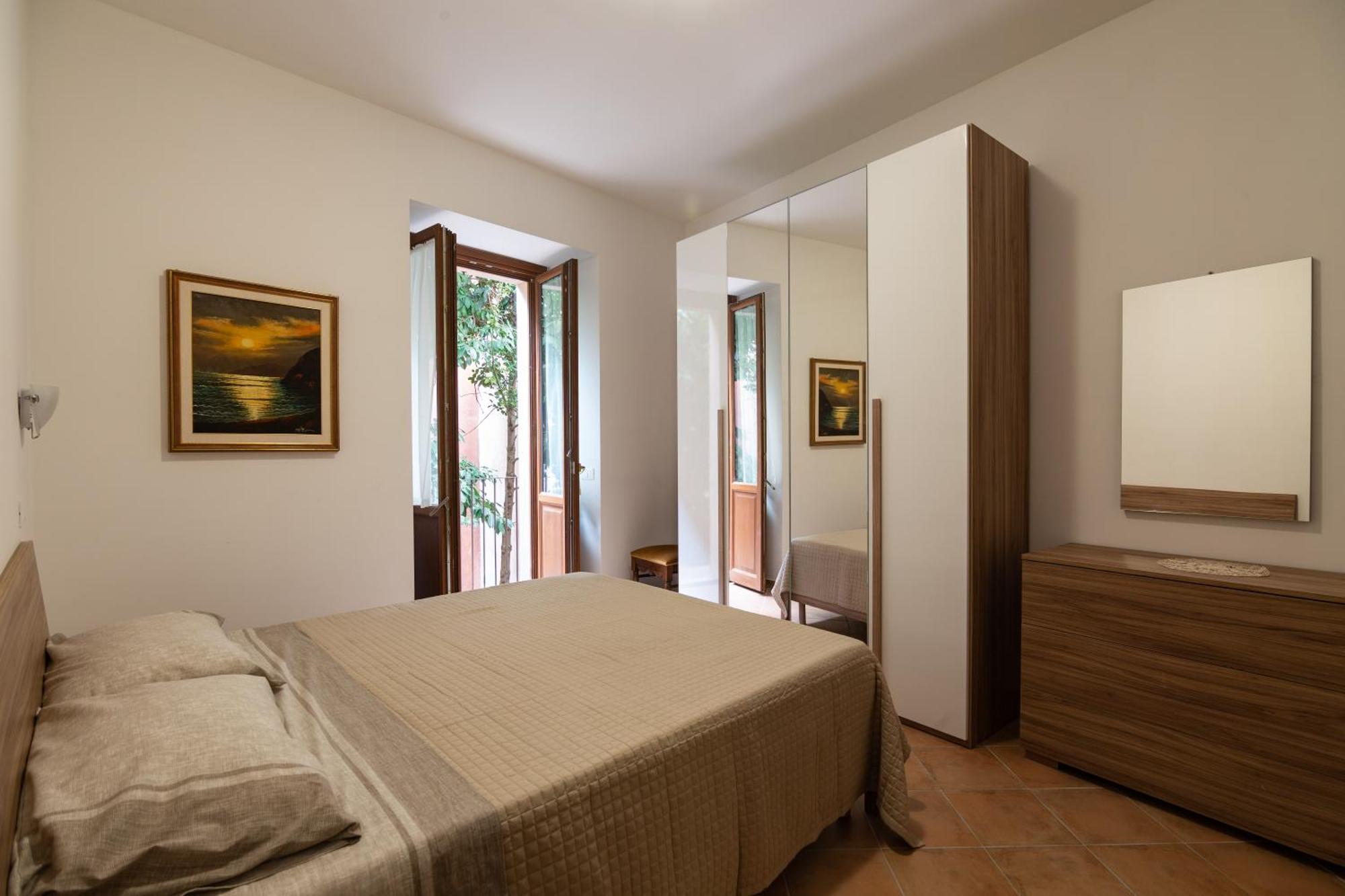 Sotto La Torre Apartamento LʼAquila Exterior foto