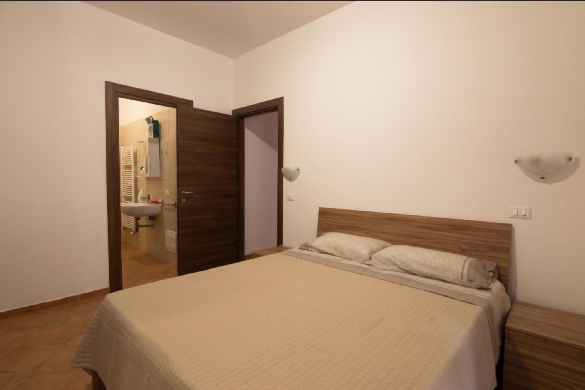 Sotto La Torre Apartamento LʼAquila Exterior foto