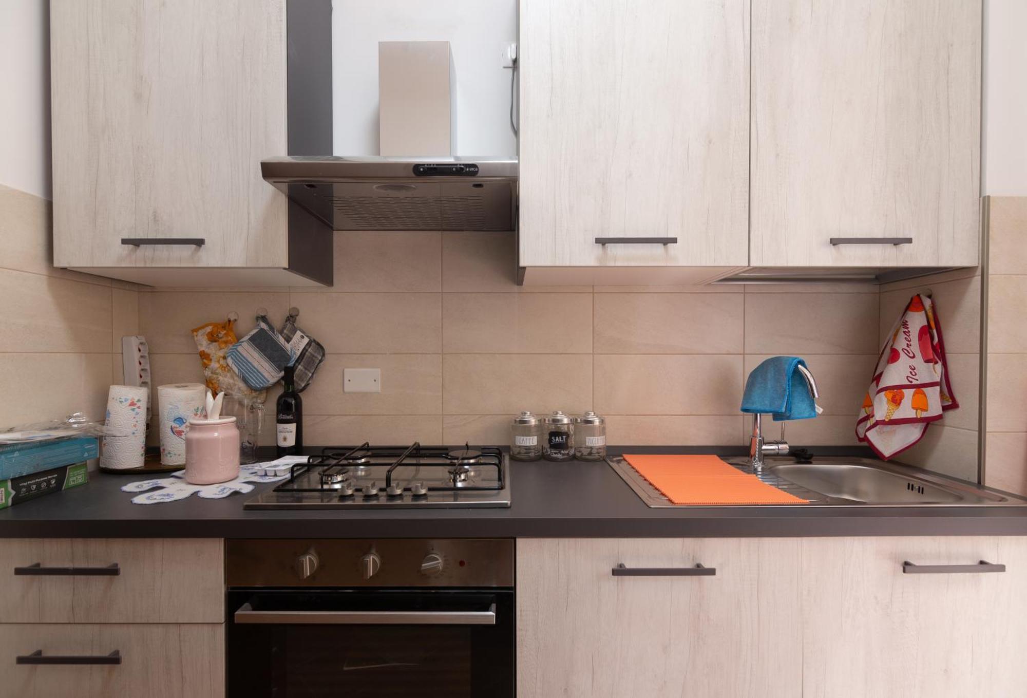 Sotto La Torre Apartamento LʼAquila Exterior foto